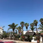 Endless Summer House (adults Only) Hostal