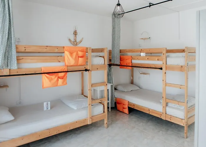 Vandrarhem Endless Summer House (adults Only)