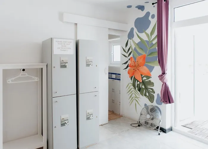 Endless Summer House (adults Only) Vandrarhem *